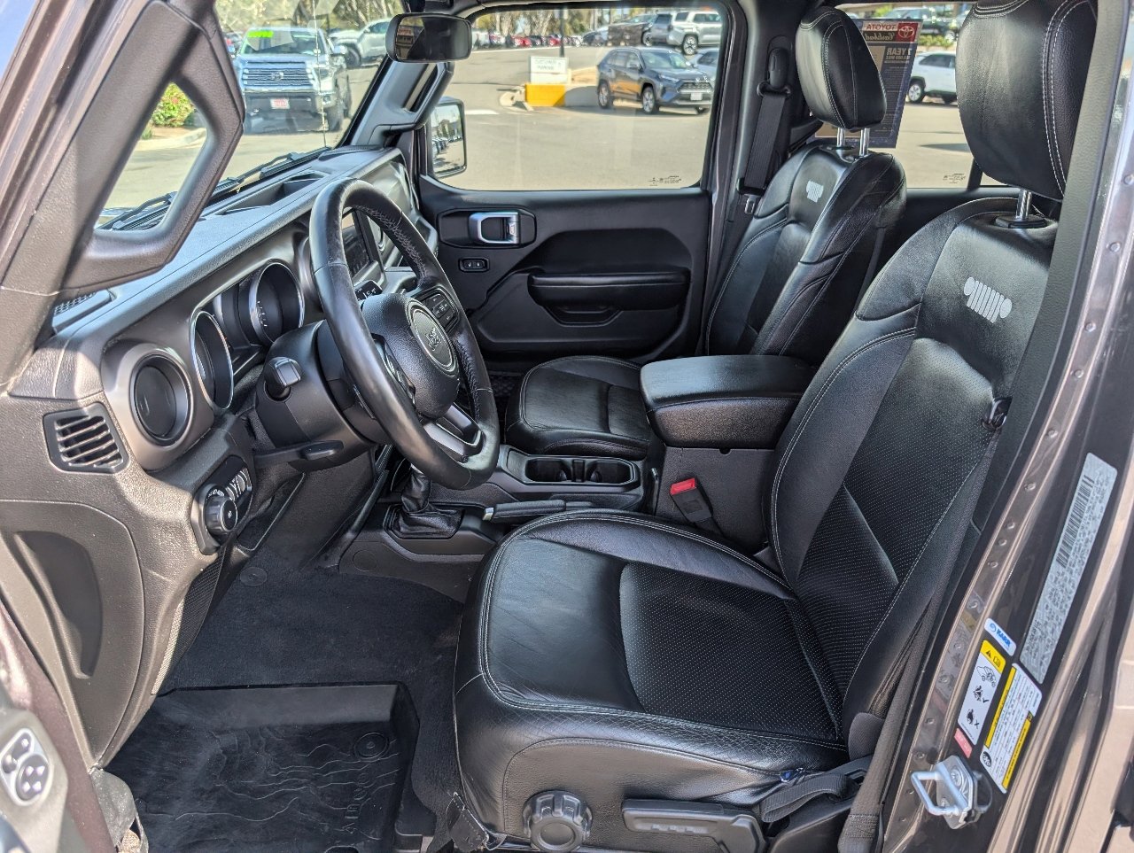 2019 Jeep Wrangler Unlimited Sport S photo 2