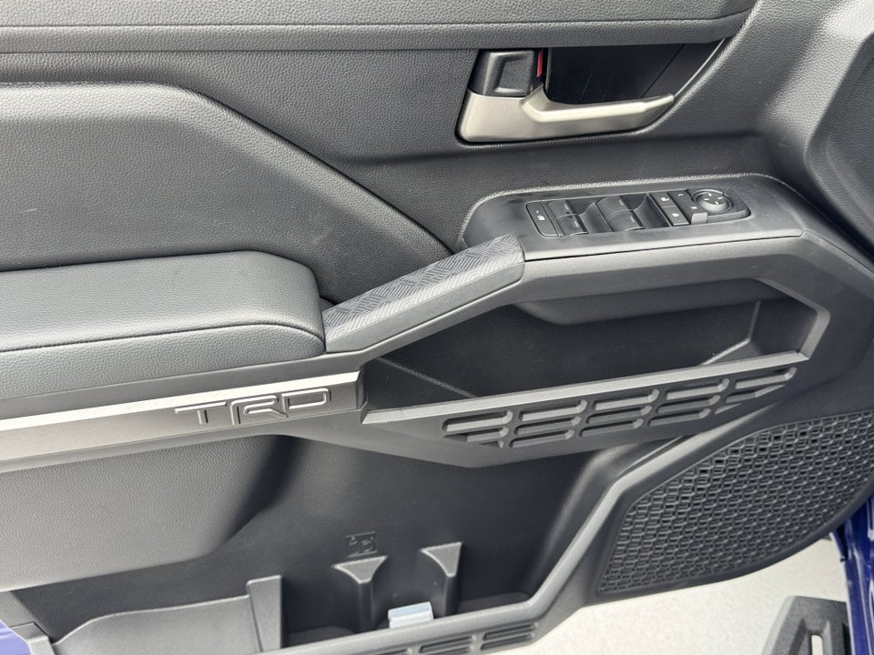 2025 Toyota Tacoma TRD Off Road - Photo 18