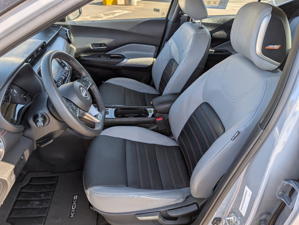 Used 2023 Nissan Kicks SR SUV