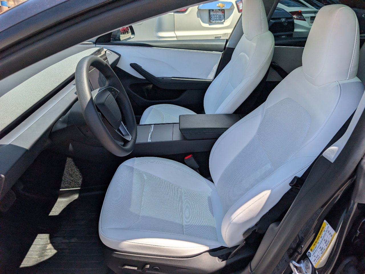 Used 2025 Tesla Model 3 Long Range with VIN 5YJ3E1EA1SF011082 for sale in Carlsbad, CA