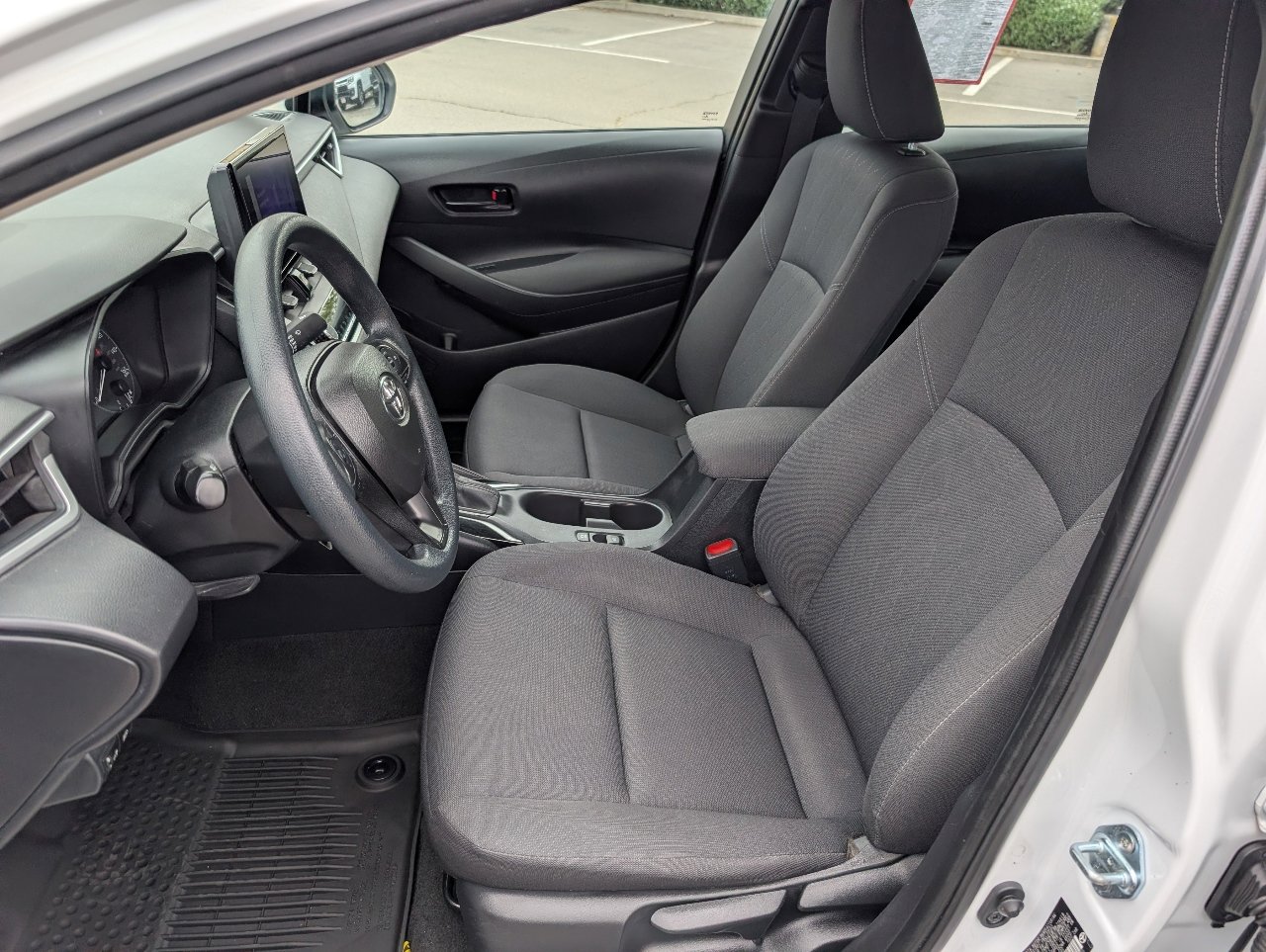 Certified 2024 Toyota Corolla LE with VIN 5YFB4MDE9RP110395 for sale in Kansas City