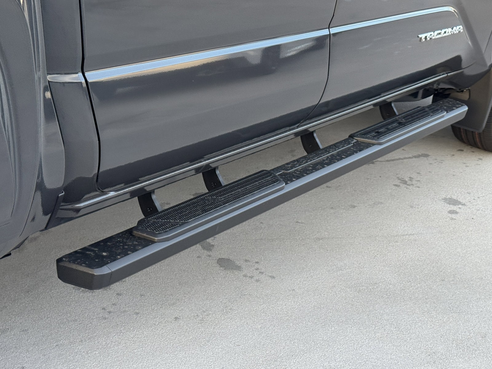 2026 Toyota Tacoma SR5 - Photo 14