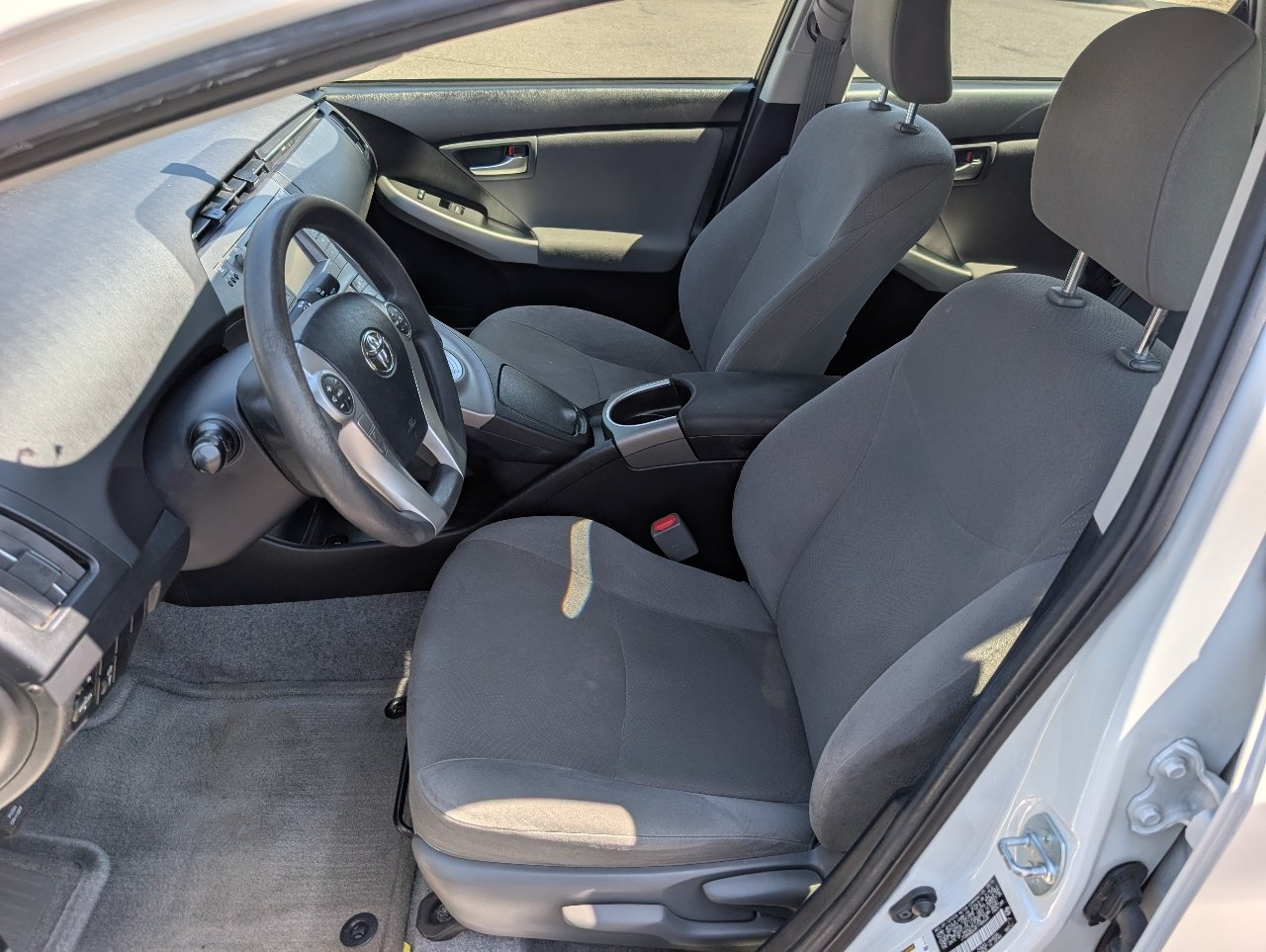 Used 2015 Toyota Prius Two with VIN JTDKN3DU4F1986628 for sale in Carlsbad, CA