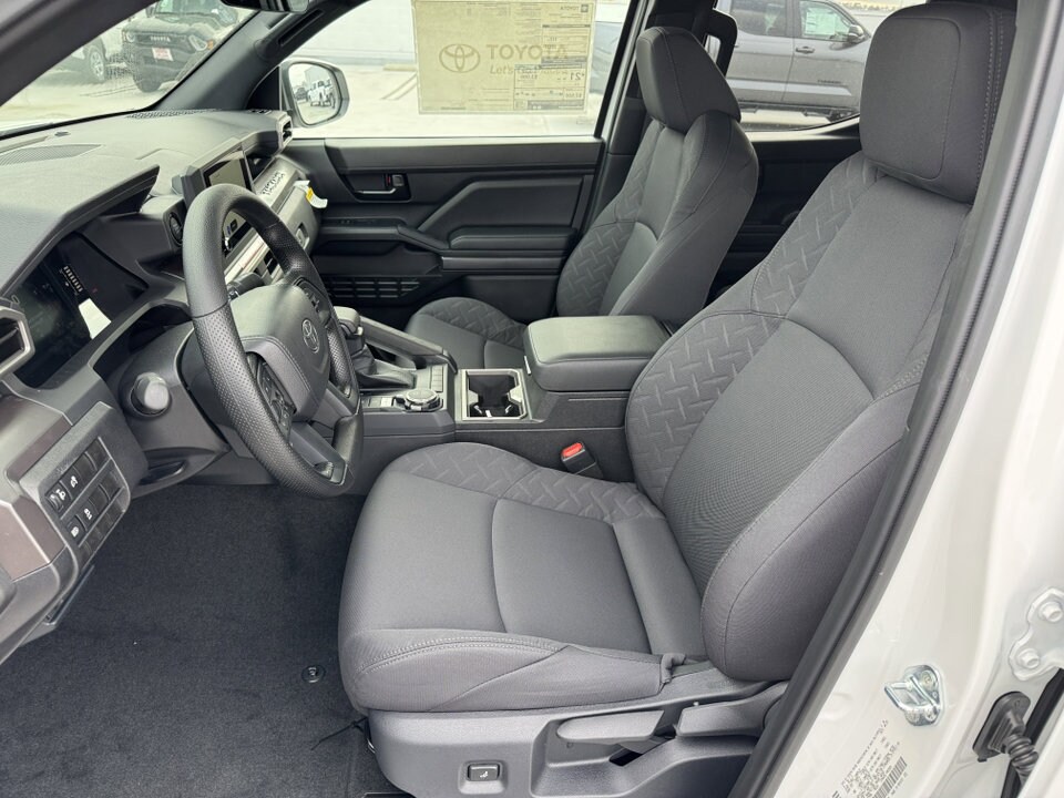 2025 Toyota Tacoma SR5 photo 2