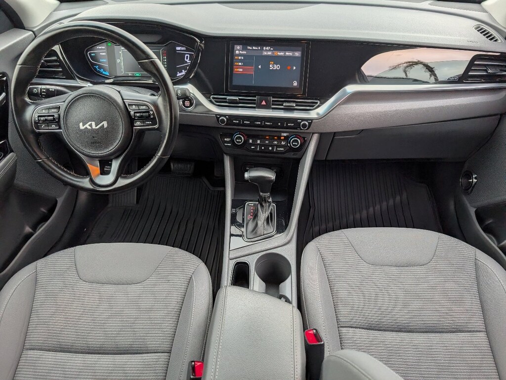 Used 2022 Kia Niro LXS SUV