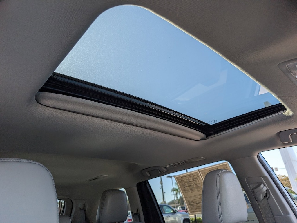 Certified 2018 Toyota Highlander SE V6 SUV