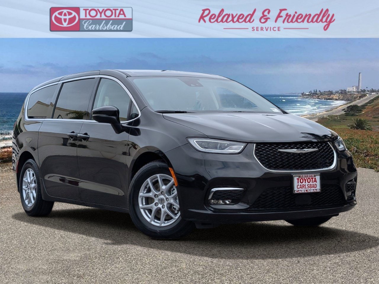 2023 Chrysler Pacifica Touring L's photo