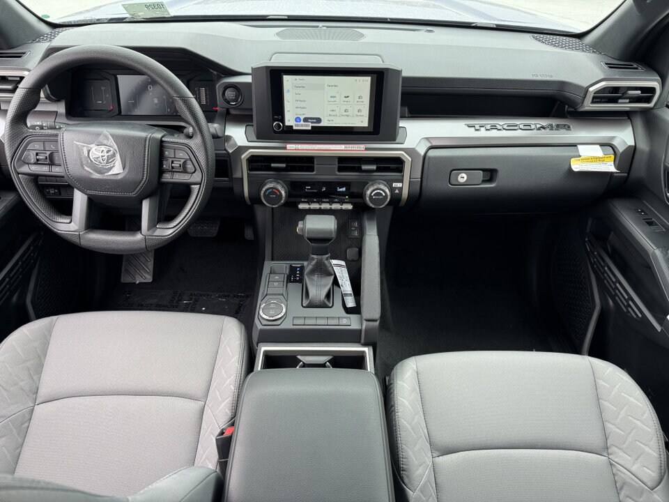 2025 Toyota Tacoma SR5 photo 4