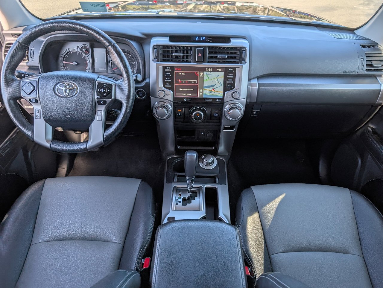 2023 Toyota 4Runner SR5 Premium photo 3