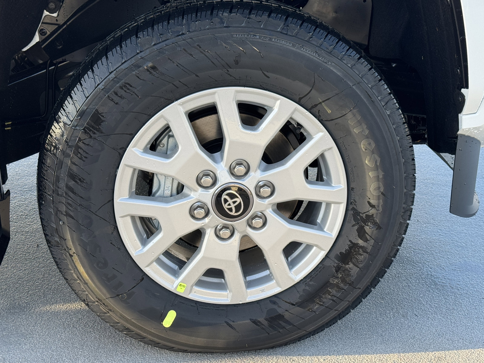 2026 Toyota Tacoma SR5 - Photo 15