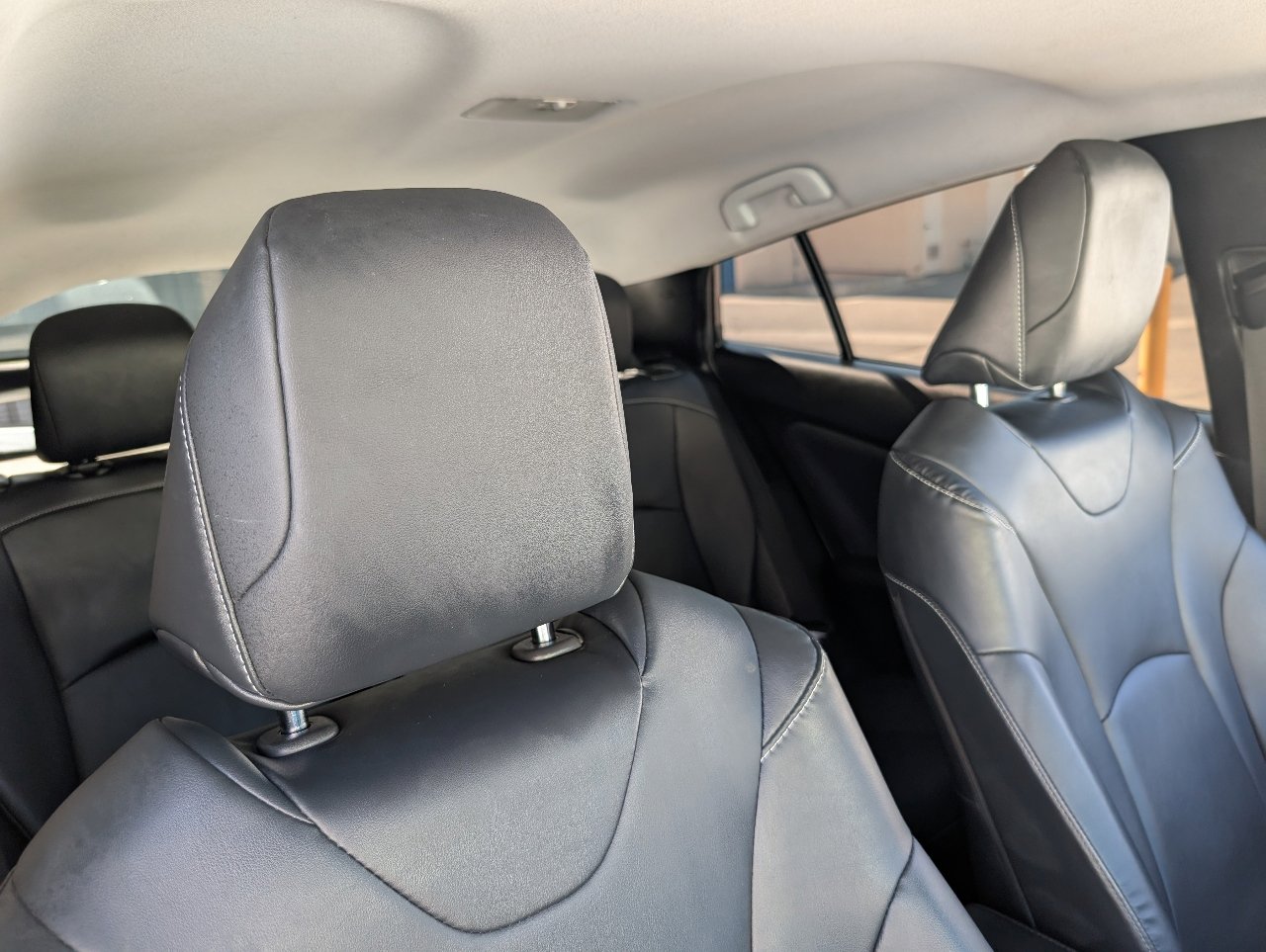 2022 Toyota Prius Prime LE photo 3