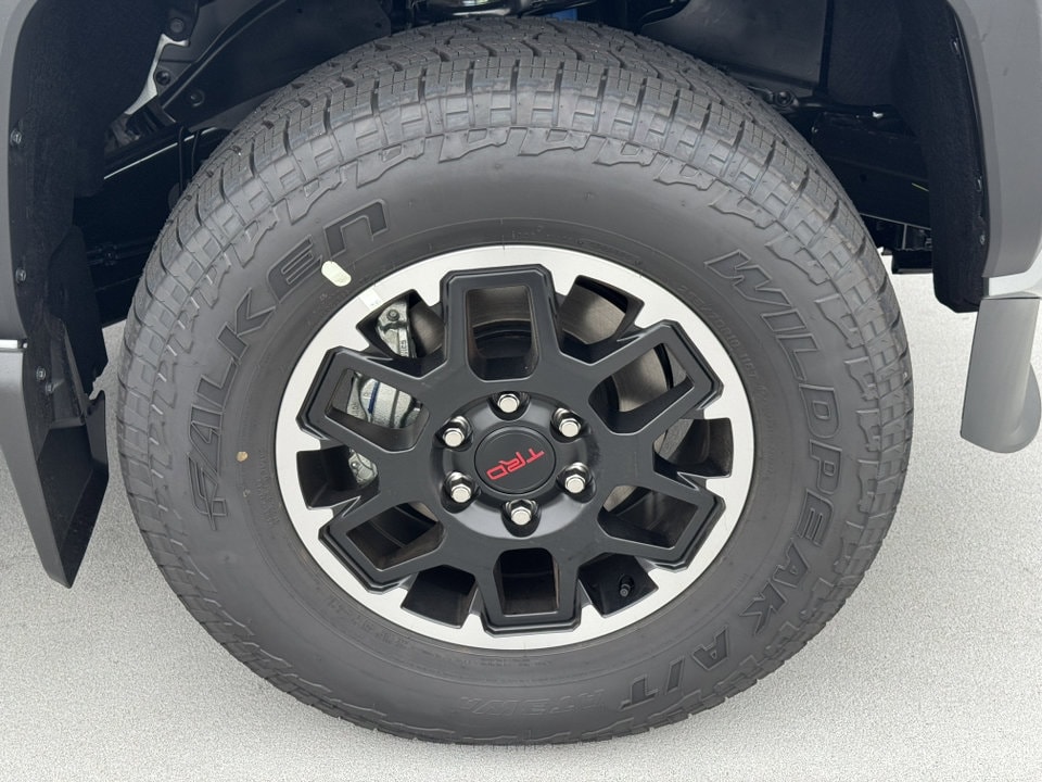 2025 Toyota Tacoma TRD Off Road - Photo 14