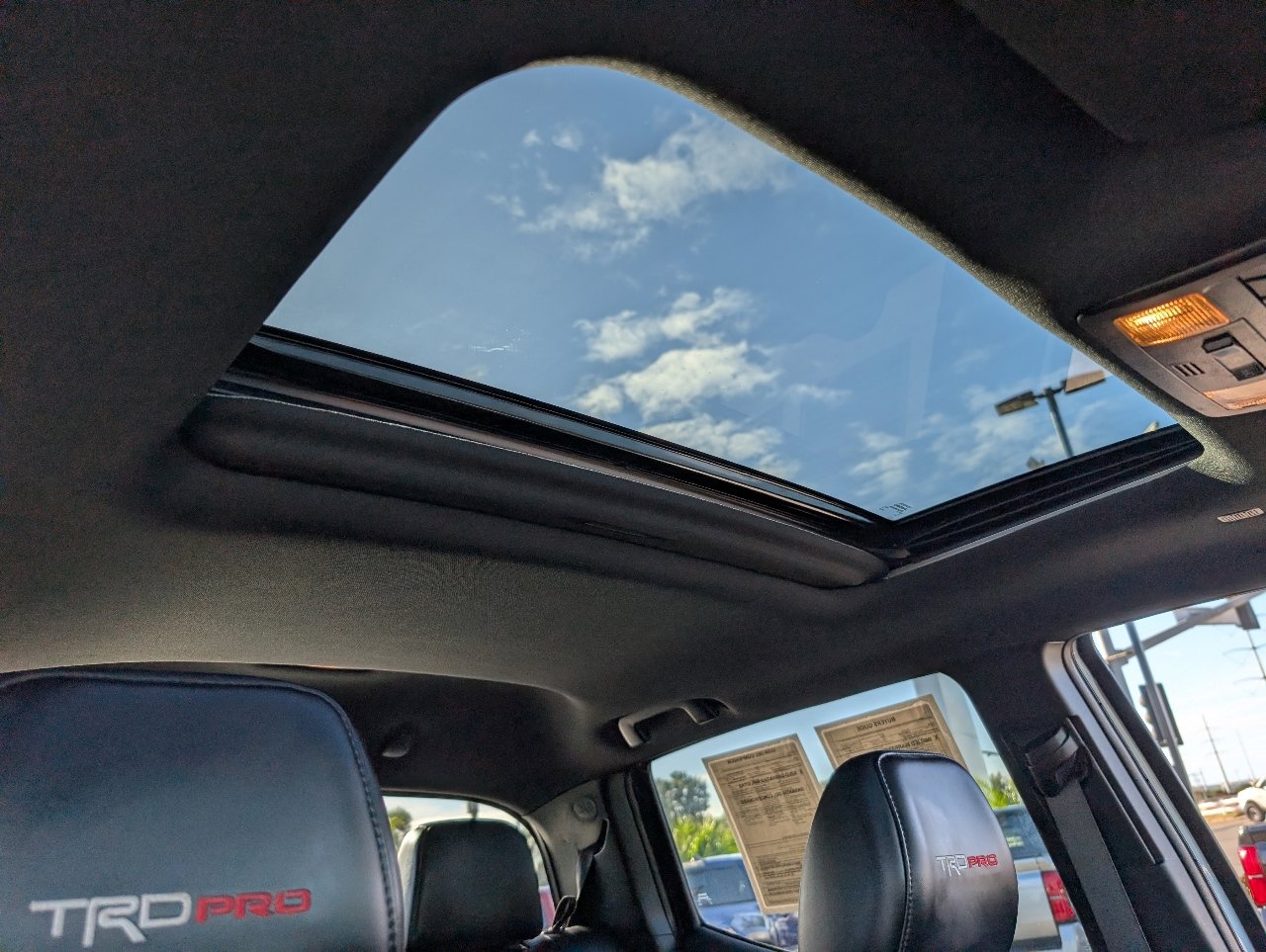 2023 Toyota Tacoma TRD Pro V6 photo 3