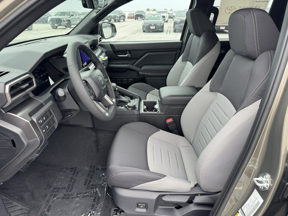 2025 Toyota Tacoma TRD Off-Road 4x4 Double Cab photo 2