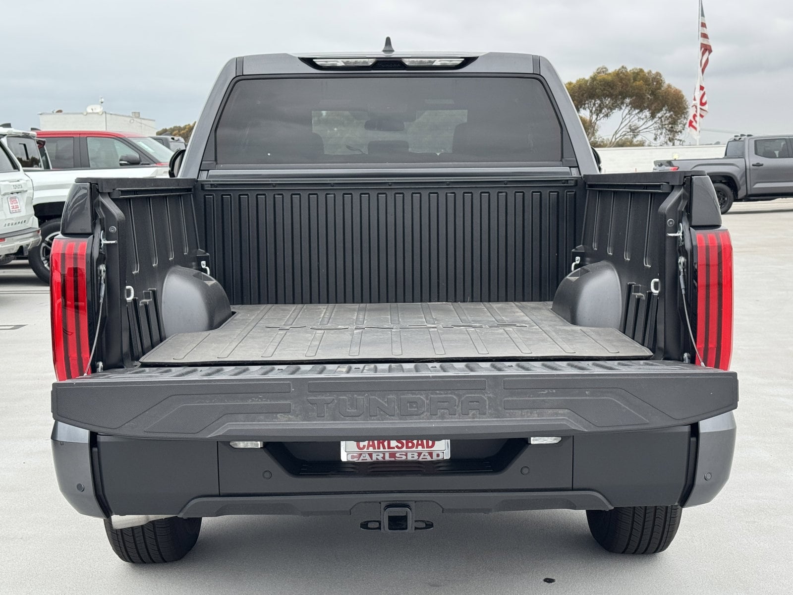 2026 Toyota Tundra SR5 - Photo 9