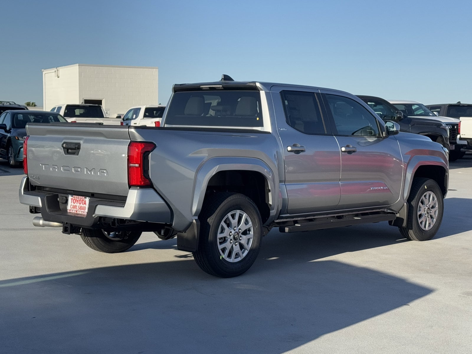 2026 Toyota Tacoma SR5 - Photo 13