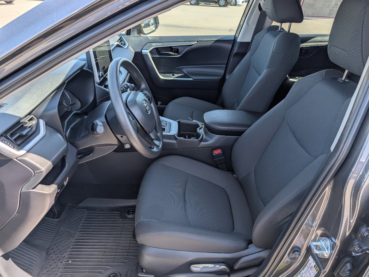 2025 Toyota RAV4 LE photo 2