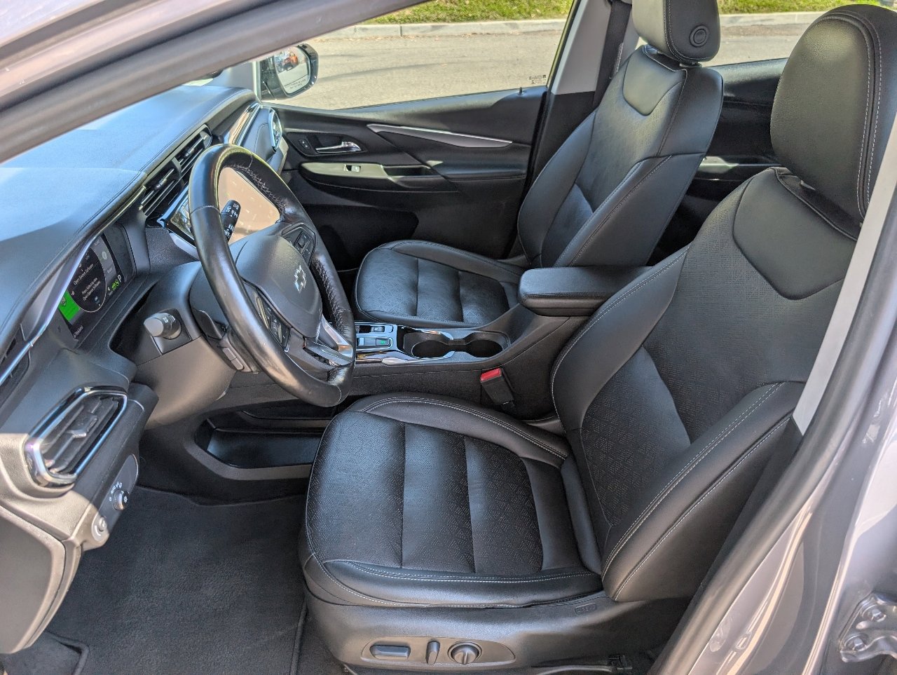 Used 2023 Chevrolet Bolt EV 2LT with VIN 1G1FX6S04P4103133 for sale in Carlsbad, CA