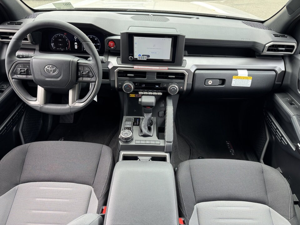2025 Toyota 4Runner 4WD TRD Off-Road photo 4