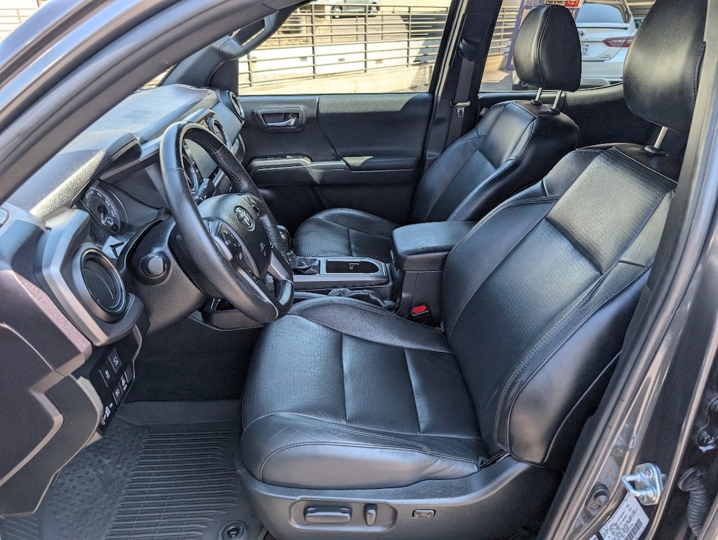 Certified 2022 Toyota Tacoma SR5 V6 Truck Double Cab