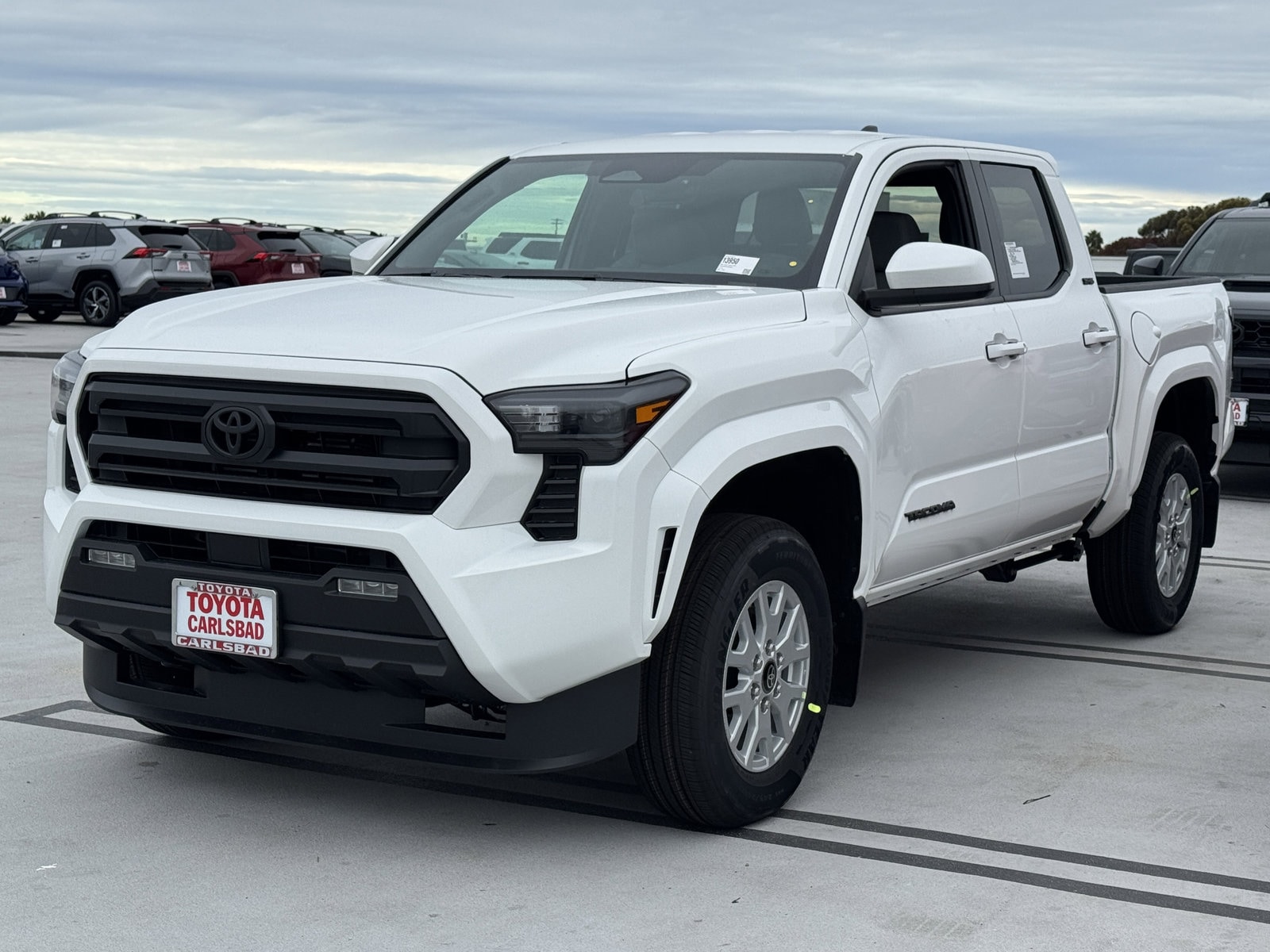 2026 Toyota Tacoma SR5 - Photo 11