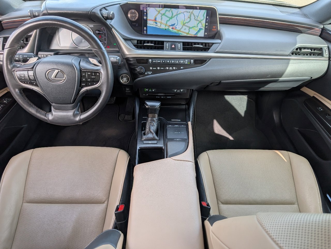 2019 Lexus ES 350 Premium photo 3