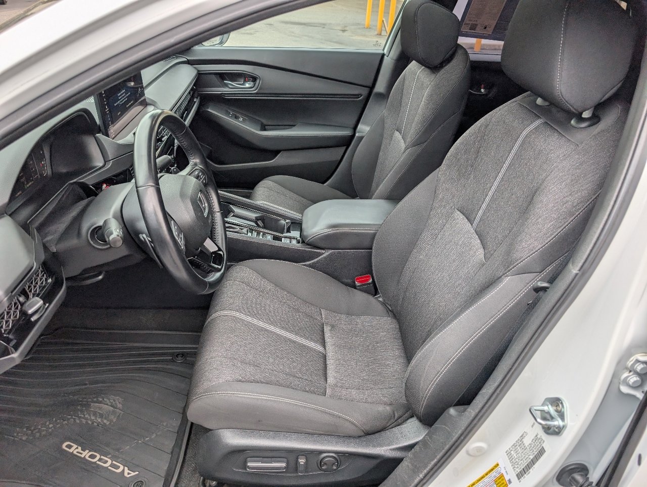 2023 Honda Accord Hybrid Sport photo 2