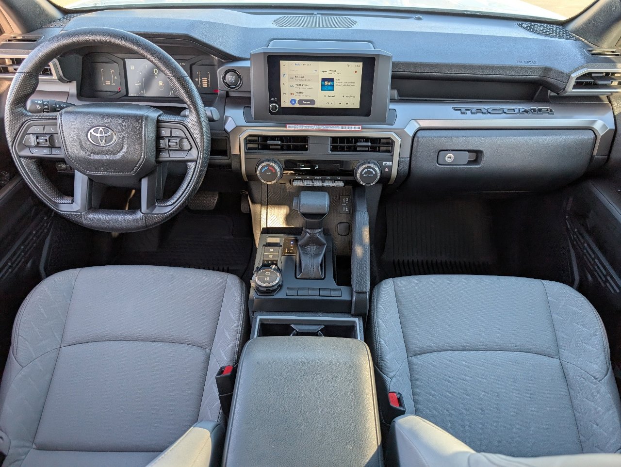 2025 Toyota Tacoma SR5 photo 4