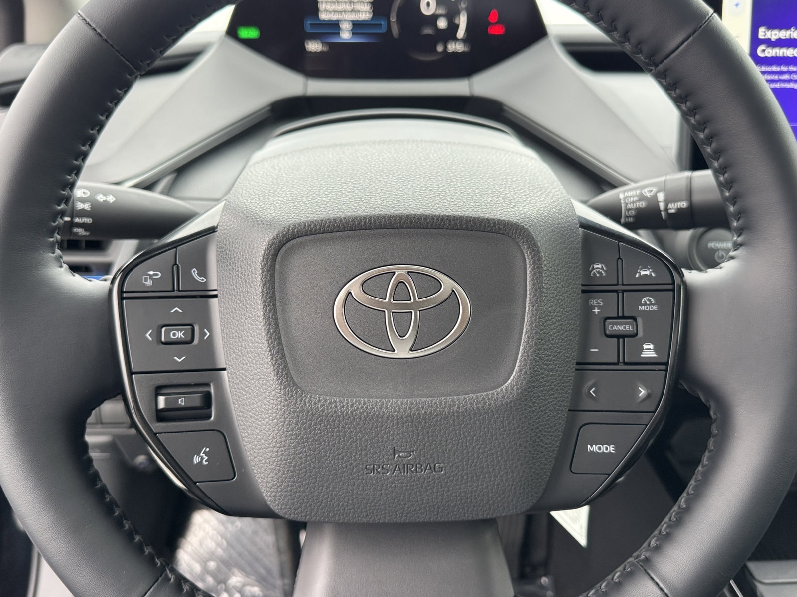 2026 Toyota Prius XLE - Photo 21