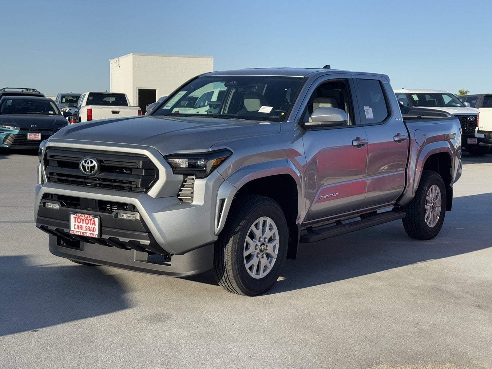 2026 Toyota Tacoma SR5 - Photo 11