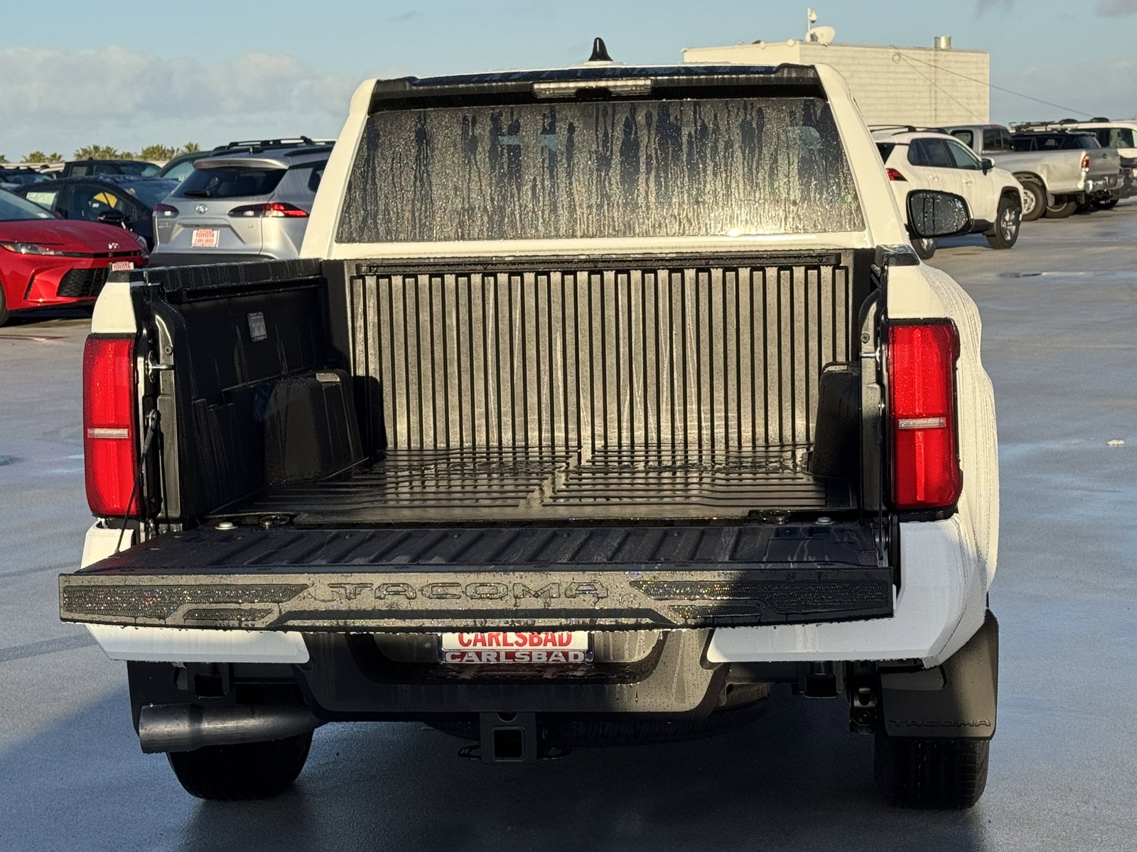 2026 Toyota Tacoma SR5 - Photo 9