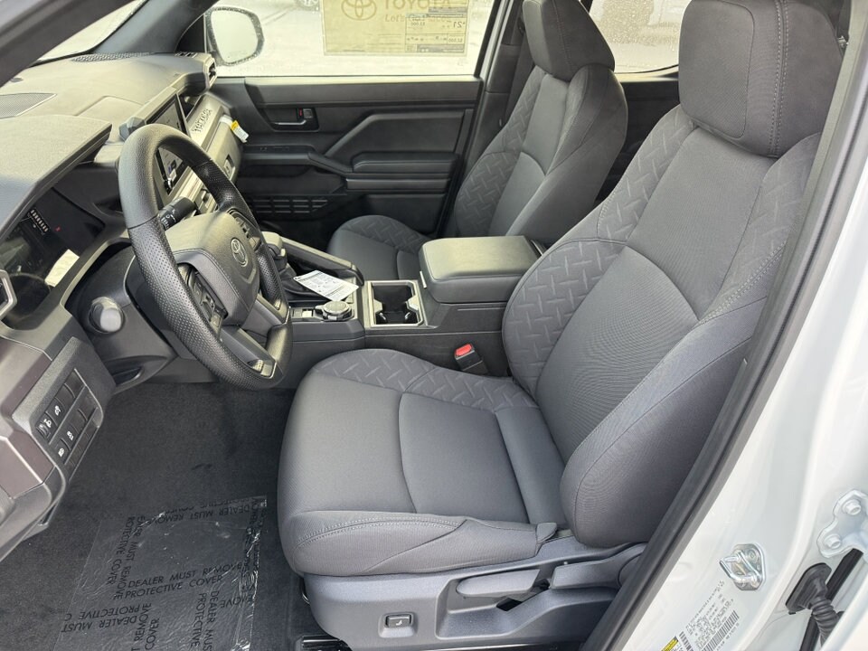 2025 Toyota Tacoma SR5 photo 2