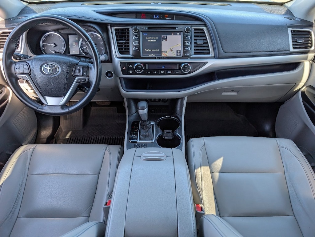 Certified 2018 Toyota Highlander SE V6 SUV