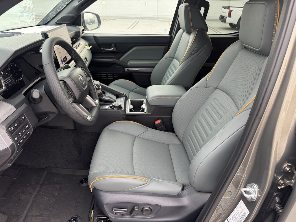 New 2026 Toyota Tacoma i-FORCE MAX Trailhunter 4X4 DOUBLE CAB HV