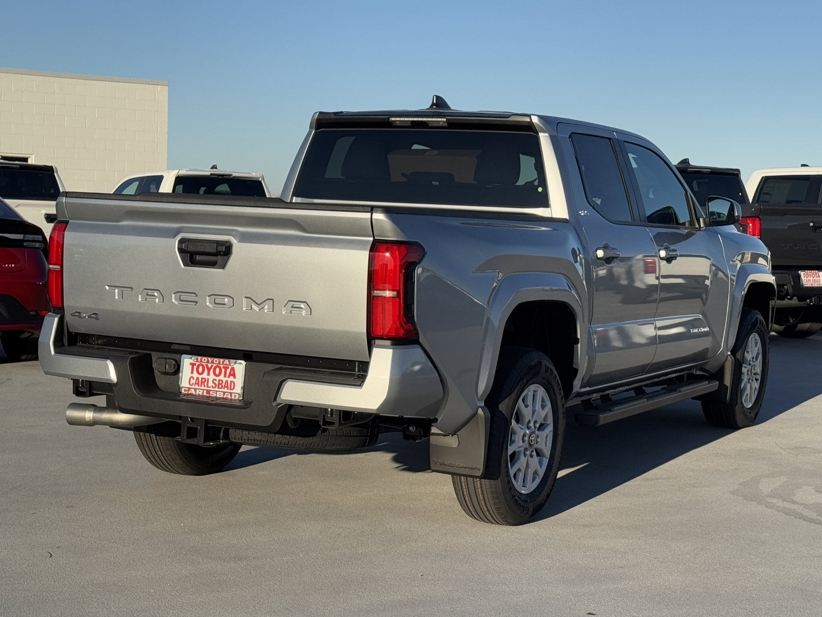 2026 Toyota Tacoma SR5 - Photo 13