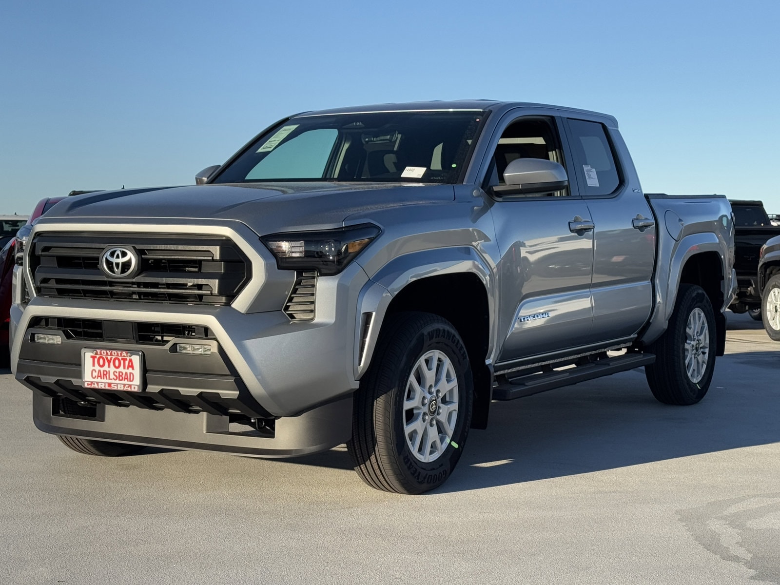2026 Toyota Tacoma SR5 - Photo 11