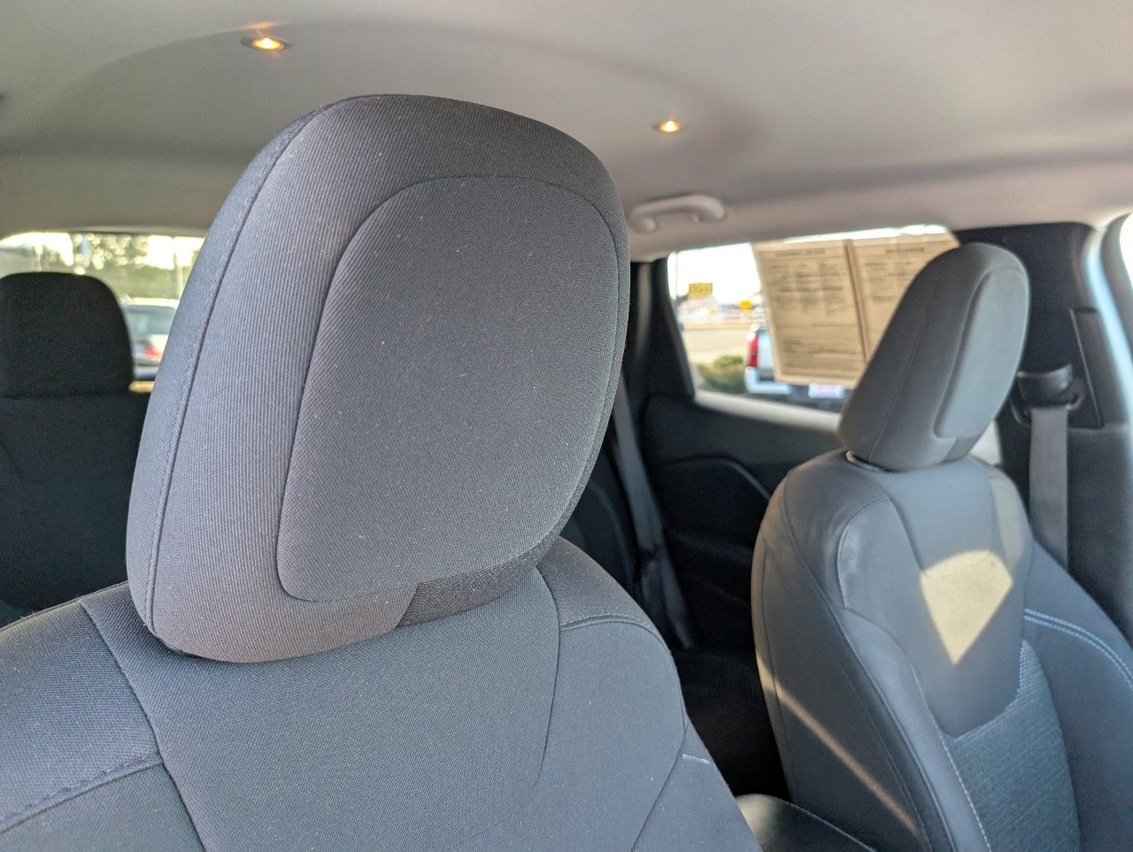 2021 Jeep Cherokee Latitude photo 2