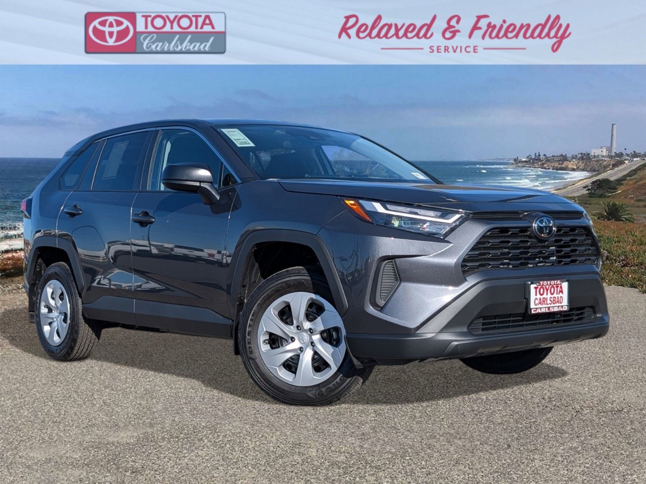 2025 Toyota RAV4 LE's photo