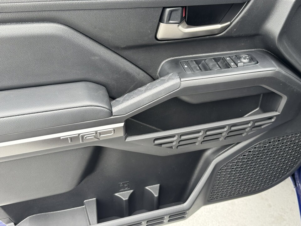 2025 Toyota Tacoma TRD Off Road - Photo 17