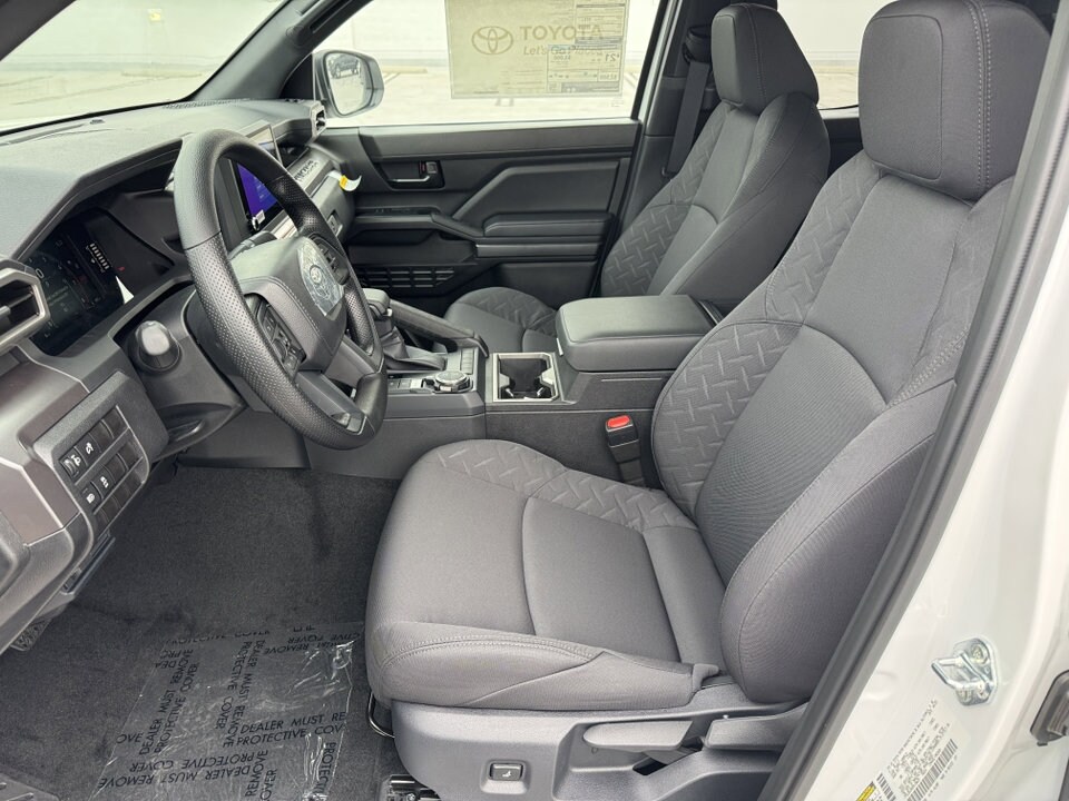 2025 Toyota Tacoma SR5 photo 2