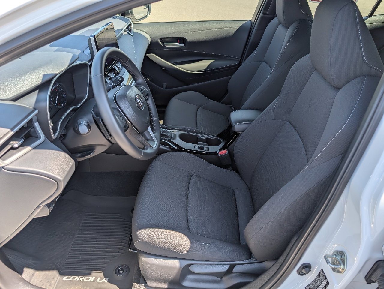 Certified 2023 Toyota Corolla Hatchback SE with VIN JTND4MBE2P3195884 for sale in Kansas City