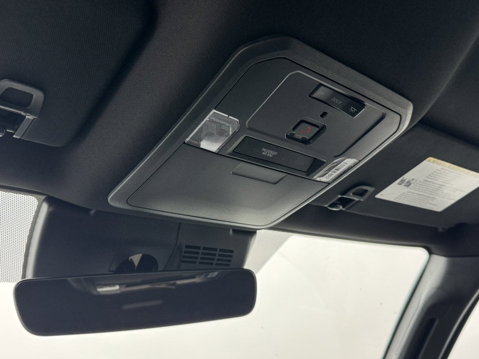 2025 Toyota Tacoma TRD Off Road - Photo 20