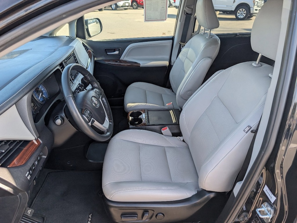 Certified 2020 Toyota Sienna Limited Premium 7 Passenger Van