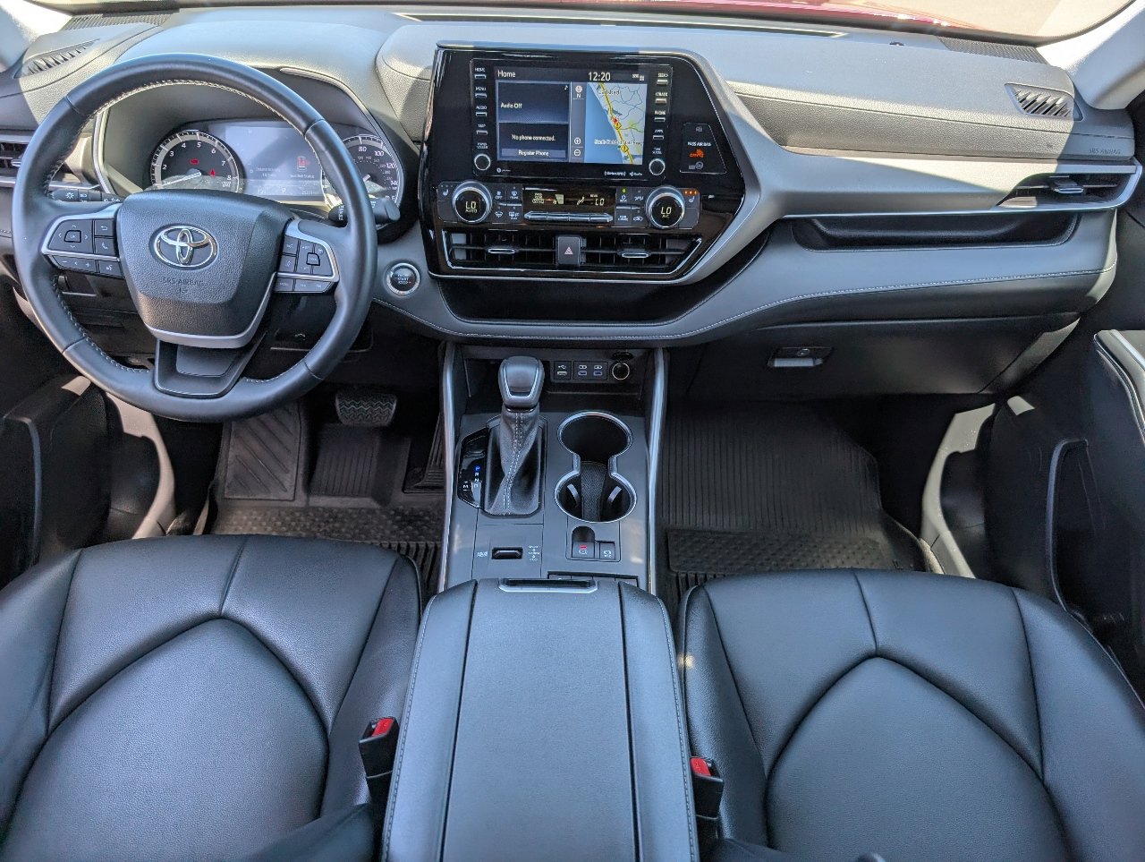 2022 Toyota Highlander XLE photo 4