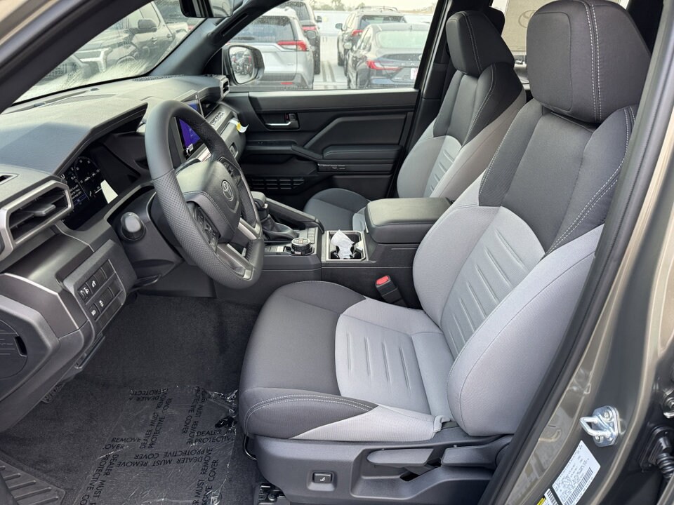 2025 Toyota Tacoma TRD Off-Road 4x4 Double Cab photo 2