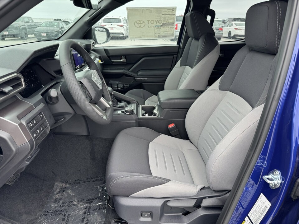 2025 Toyota Tacoma TRD Off-Road 4x4 Double Cab photo 2