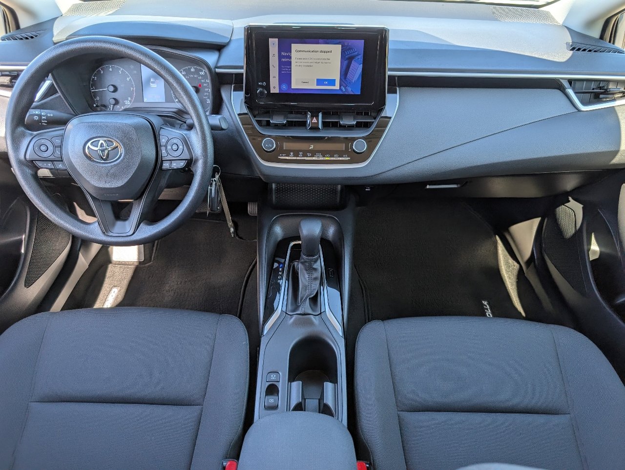 2023 Toyota Corolla LE photo 4