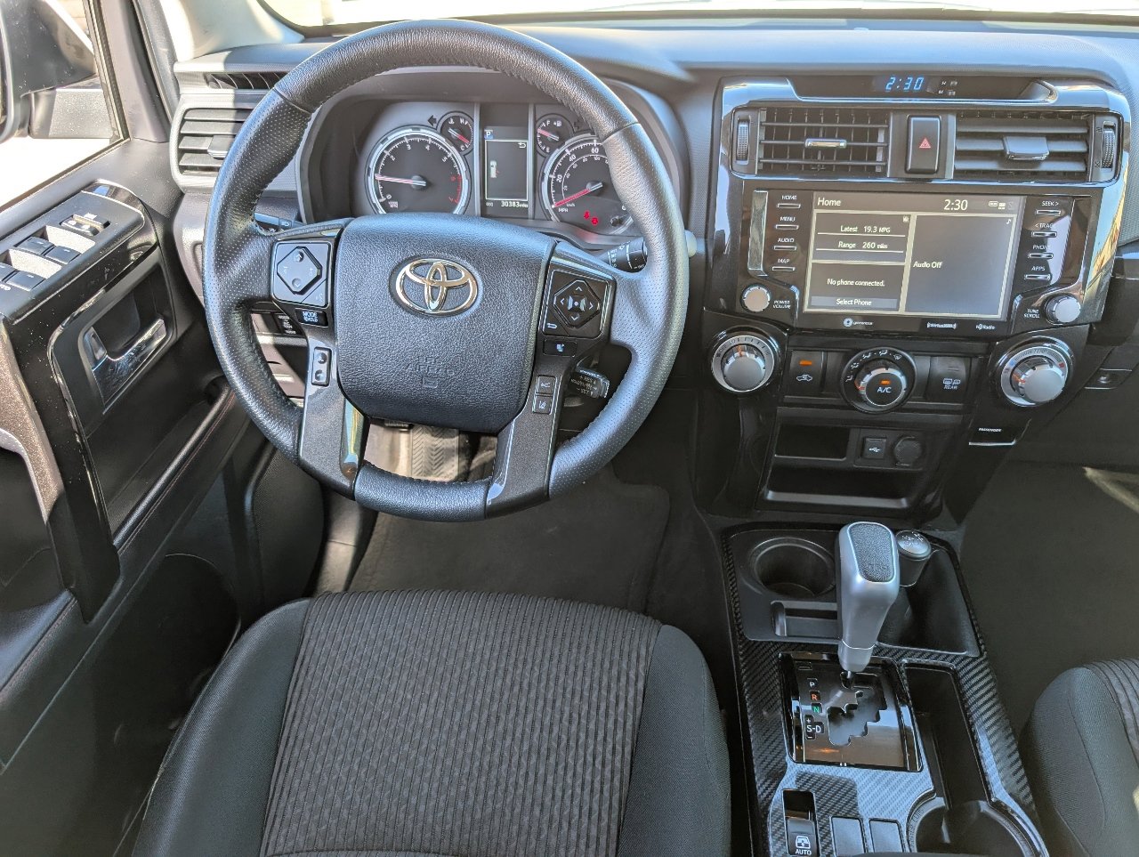 2024 Toyota 4Runner TRD photo 3