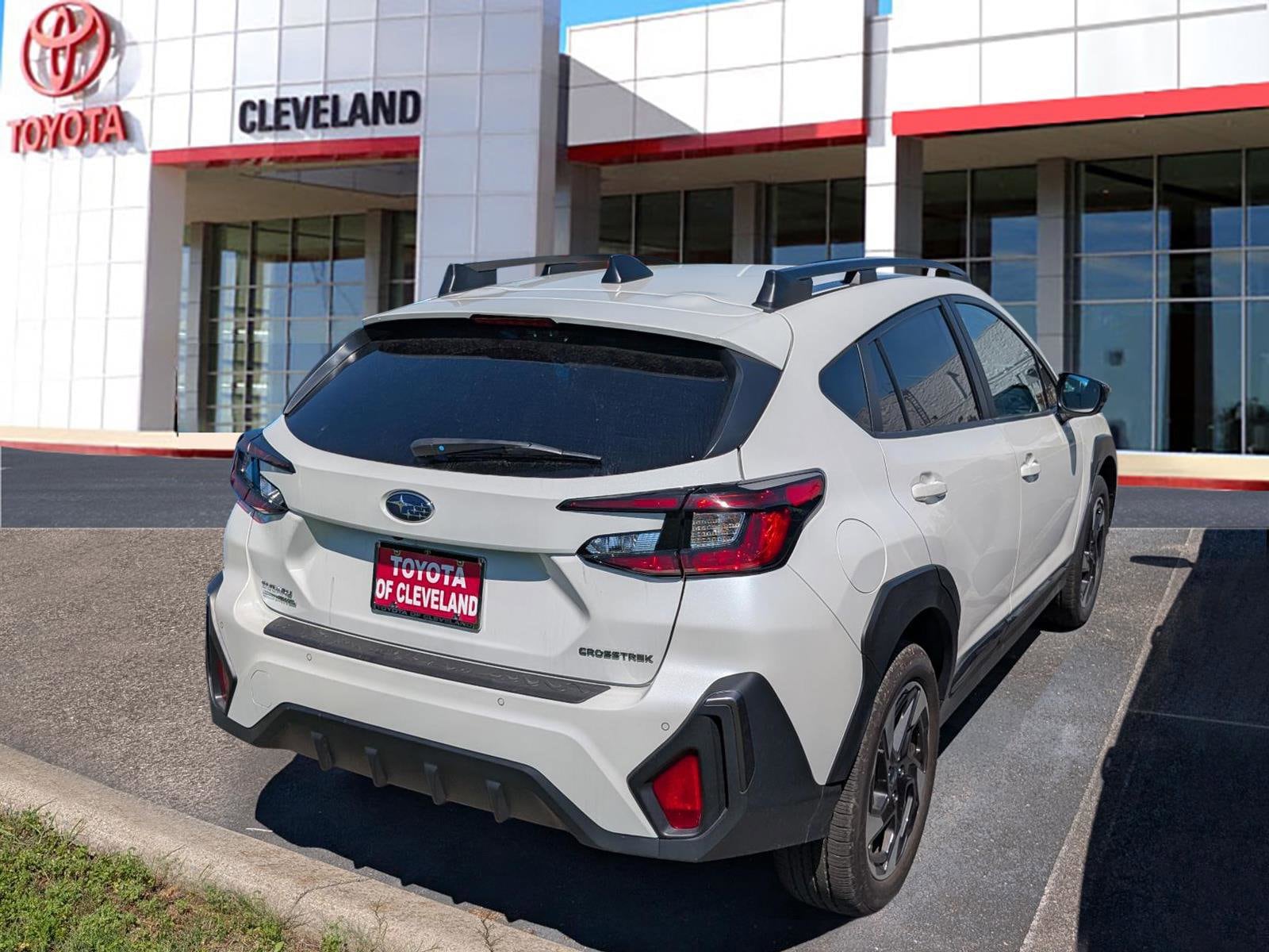 2025 Subaru Crosstrek Limited - Photo 6