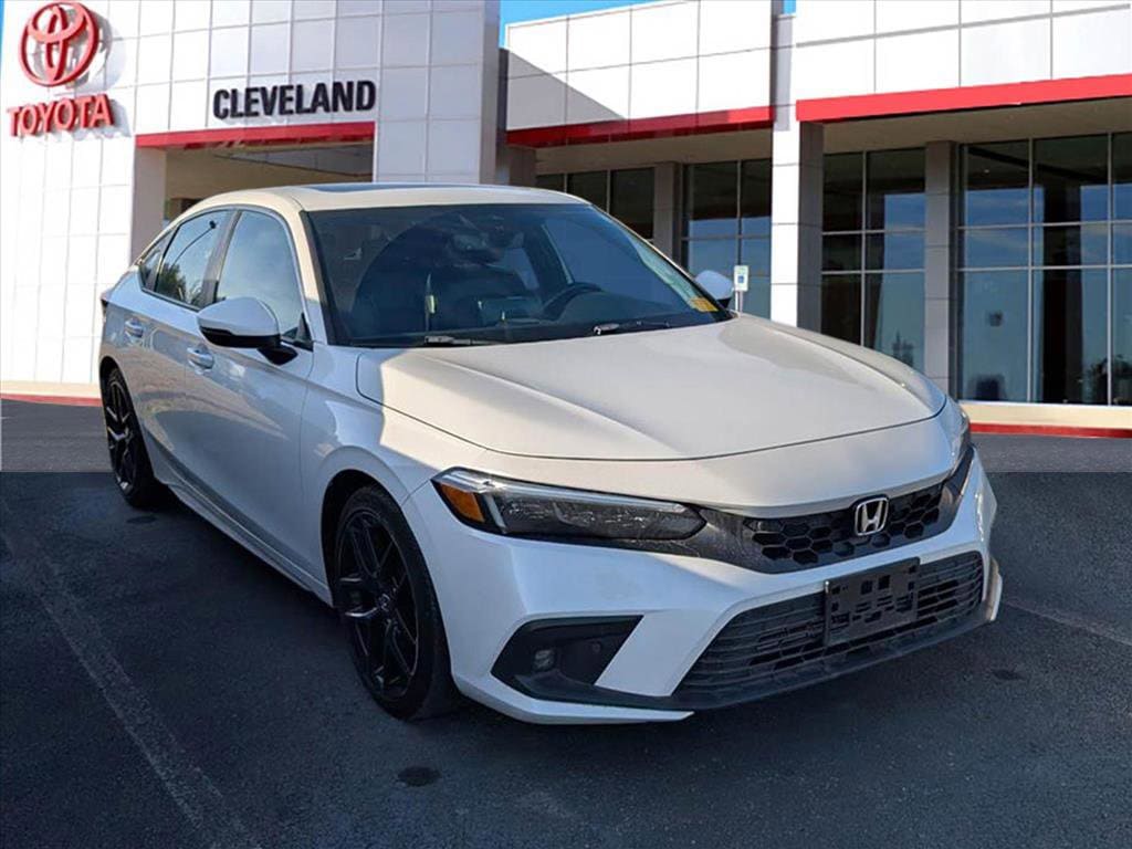 2023 Honda Civic Hatchback Sport Touring's photo